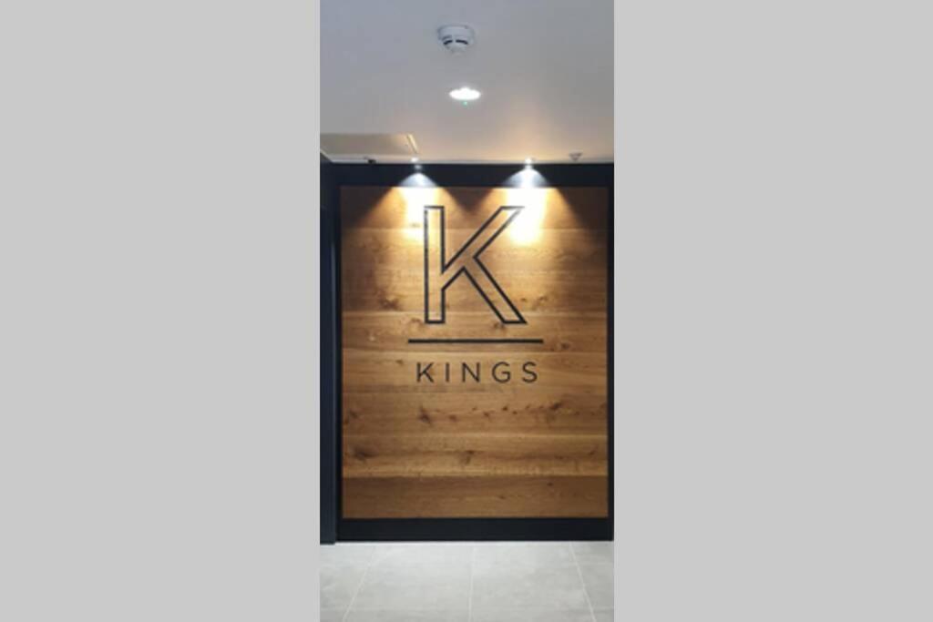 Luxury One Bedroom Apartment Within The City Walls York Exteriör bild
