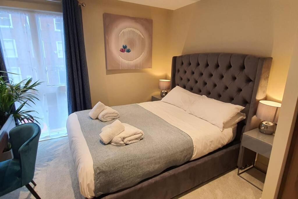 Luxury One Bedroom Apartment Within The City Walls York Exteriör bild